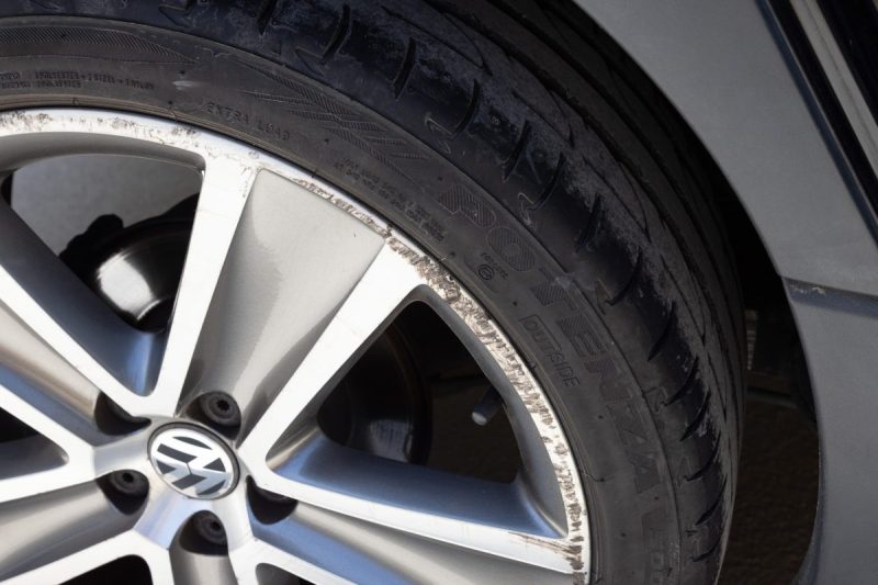 Volkswagen POLO CROSS 1.6 TDi 90cv ✨ Première main - 4 roues hiver supplémentaires