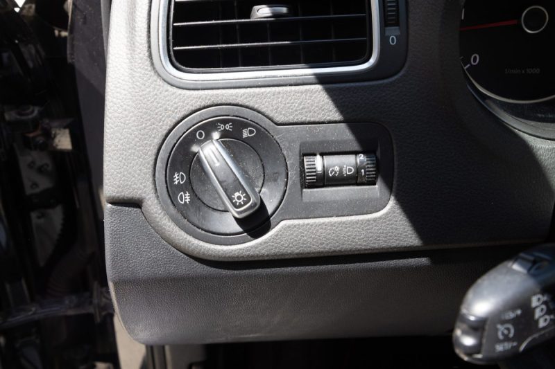 Volkswagen POLO CROSS 1.6 TDi 90cv ✨ Première main - 4 roues hiver supplémentaires