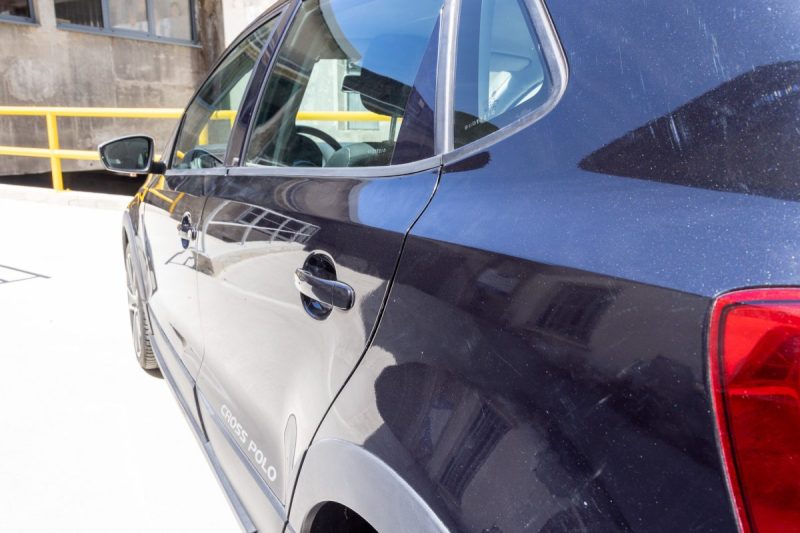 Volkswagen POLO CROSS 1.6 TDi 90cv ✨ Première main - 4 roues hiver supplémentaires