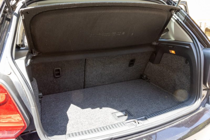 Volkswagen POLO CROSS 1.6 TDi 90cv ✨ Première main - 4 roues hiver supplémentaires
