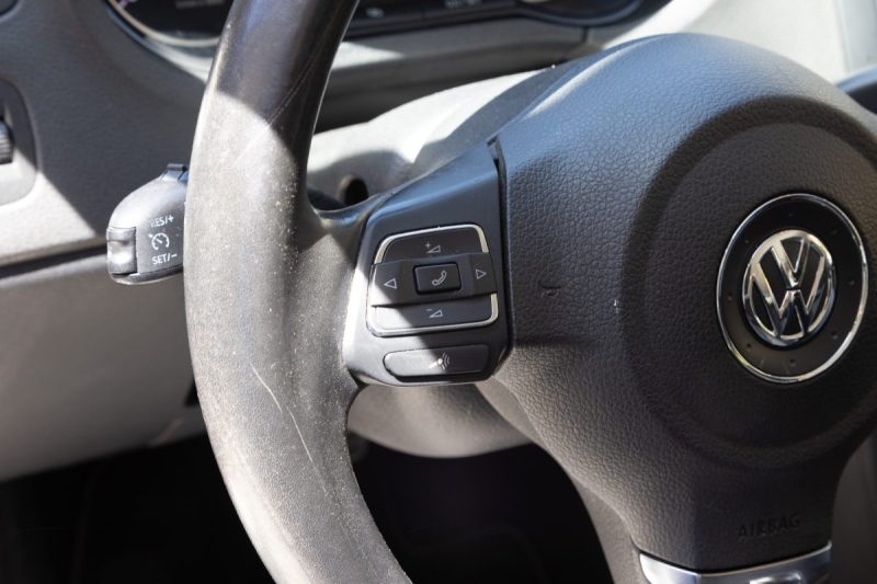 Volkswagen POLO CROSS 1.6 TDi 90cv ✨ Première main - 4 roues hiver supplémentaires