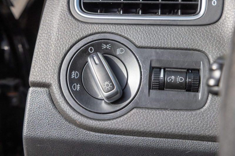 VOLKSWAGEN POLO CROSS 1.6 TDI 90 DSG 2010