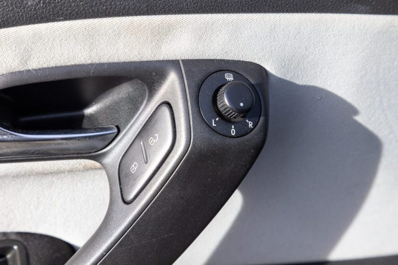 VOLKSWAGEN POLO CROSS 1.6 TDI 90 DSG 2010