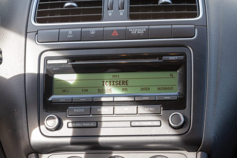 VOLKSWAGEN POLO CROSS 1.6 TDI 90 DSG 2010