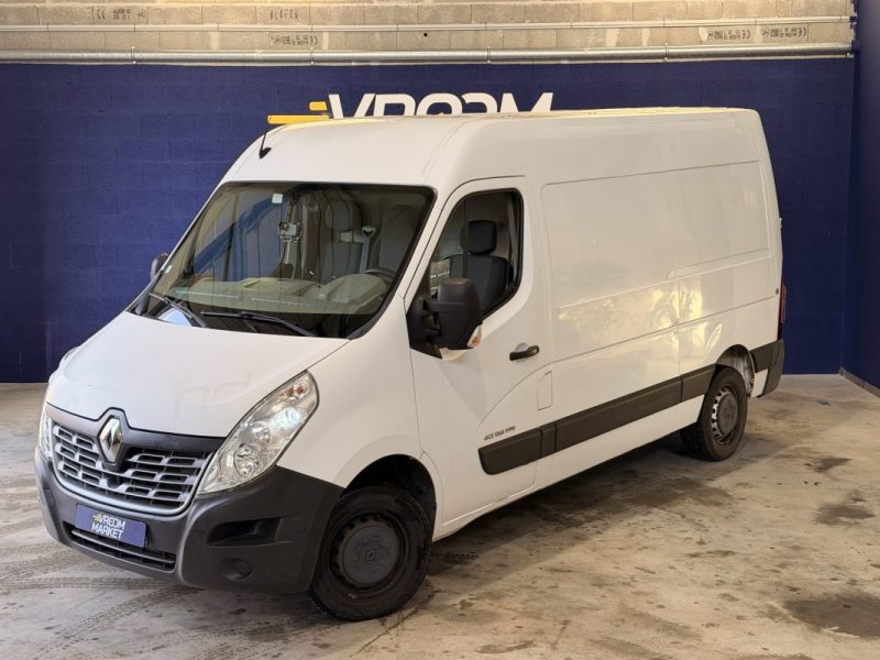 RENAULT MASTER - 2.3 L - BLUE DCi - 136 ch - 2015 - Caméra de Recul - Attelage - GPS