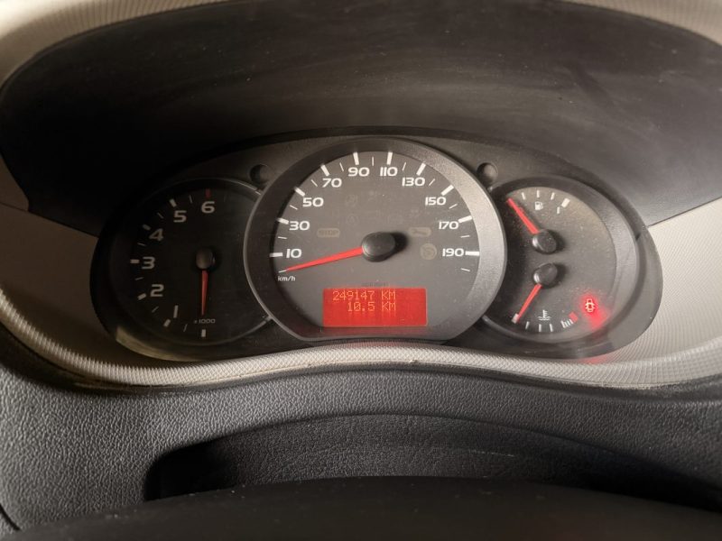 RENAULT MASTER - 2.3 L - BLUE DCi - 136 ch - 2015 - Caméra de Recul - Attelage - GPS
