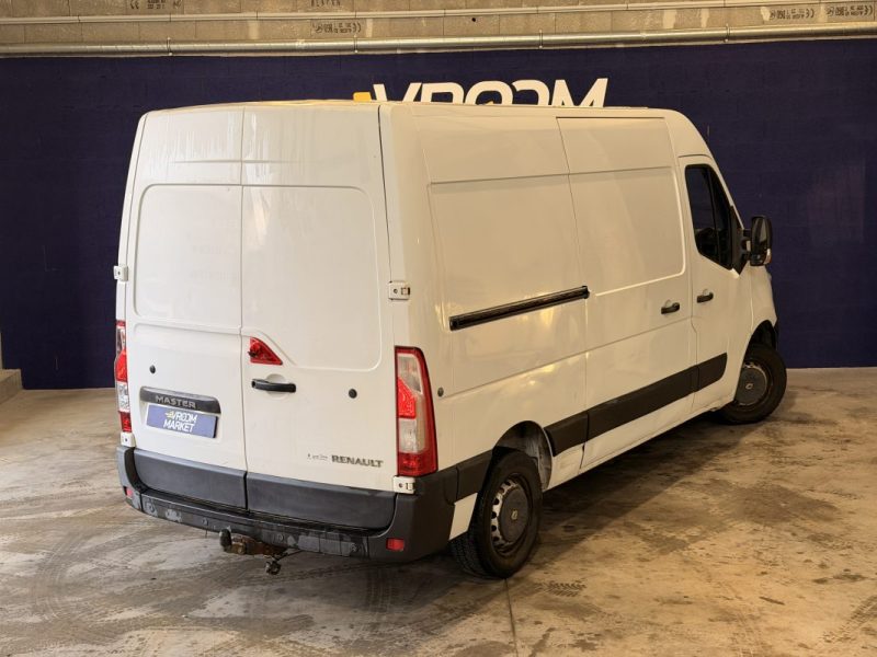 RENAULT MASTER - 2.3 L - BLUE DCi - 136 ch - 2015 - Caméra de Recul - Attelage - GPS