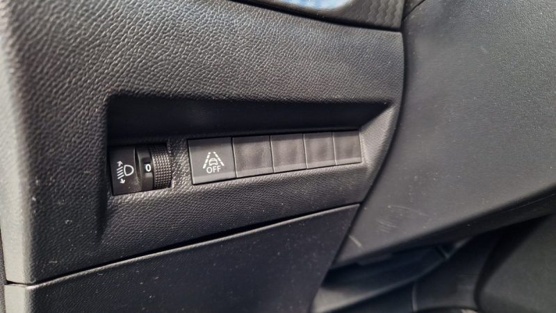 PEUGEOT 208 BLUEHDI 100 CV PREMIUM PACK 2021