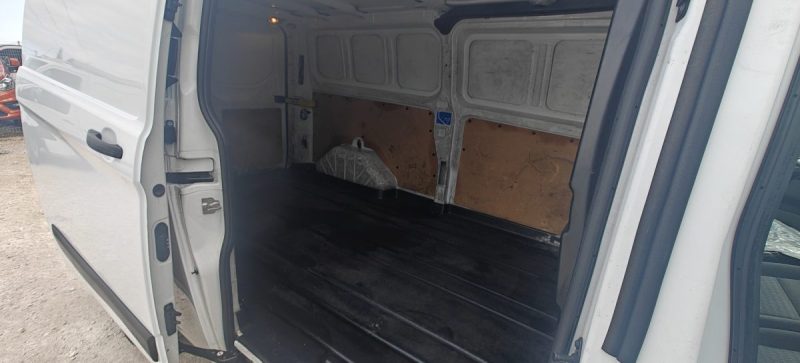 FORD TRANSIT CUSTOM 300 L2H1 2.0 ECOBLUE 130 AMBIENTE 2018