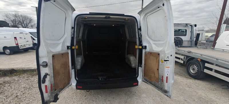 FORD TRANSIT CUSTOM 300 L2H1 2.0 ECOBLUE 130 AMBIENTE 2018