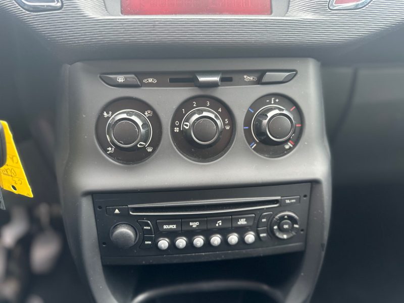 CITROEN C3 1.1I ATTRACTION 2012