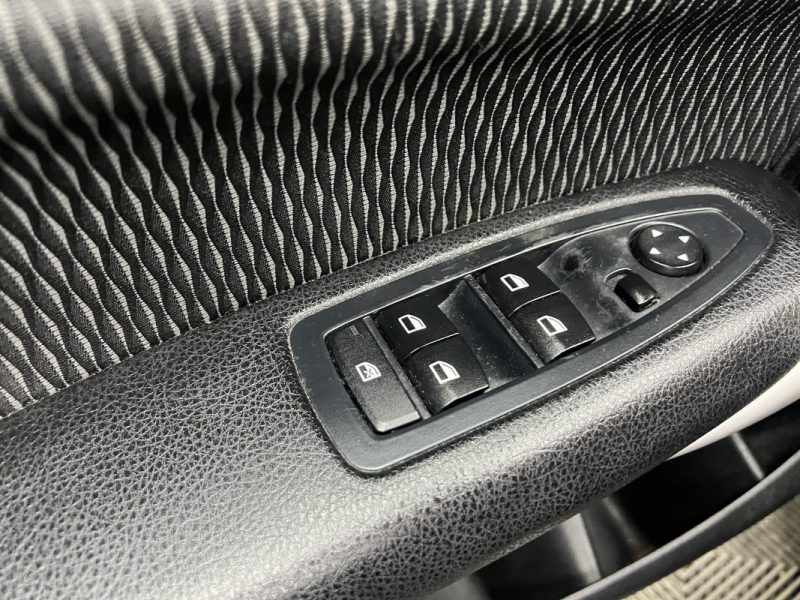 BMW Serie 1 116d 116ch Executive 5P | Radars | GPS | Sièges chauffants | Climatisation