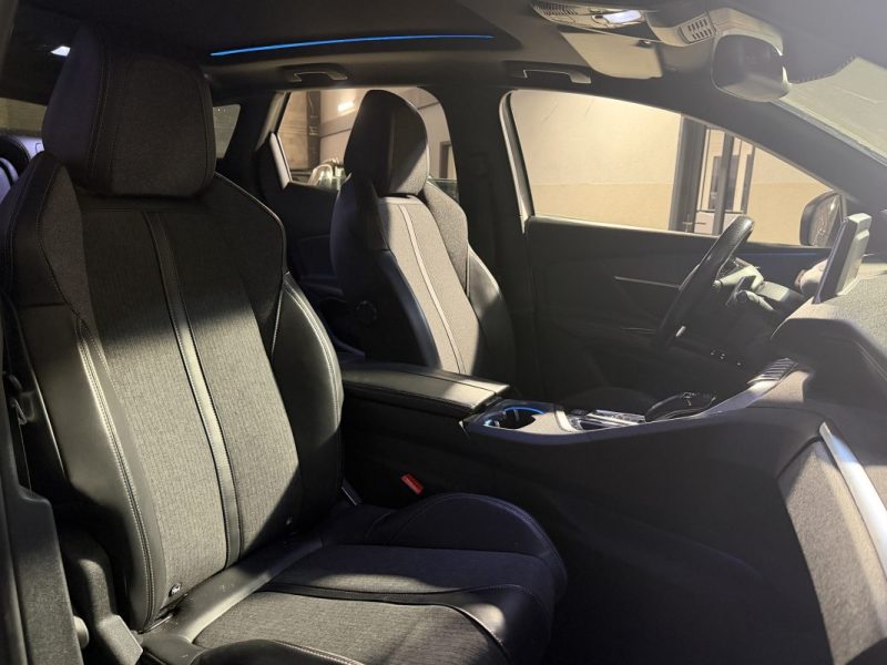 PEUGEOT 3008 GT LINE 1.5 BLUEHDI 130cv BVA EAT8 - DISTRIBUTION NEUVE - REVISION FAITE - 121 500 klm 