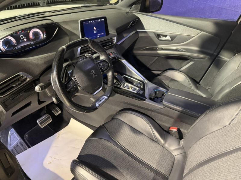 PEUGEOT 3008 GT LINE 1.5 BLUEHDI 130cv BVA EAT8 - DISTRIBUTION NEUVE - REVISION FAITE - 121 500 klm 