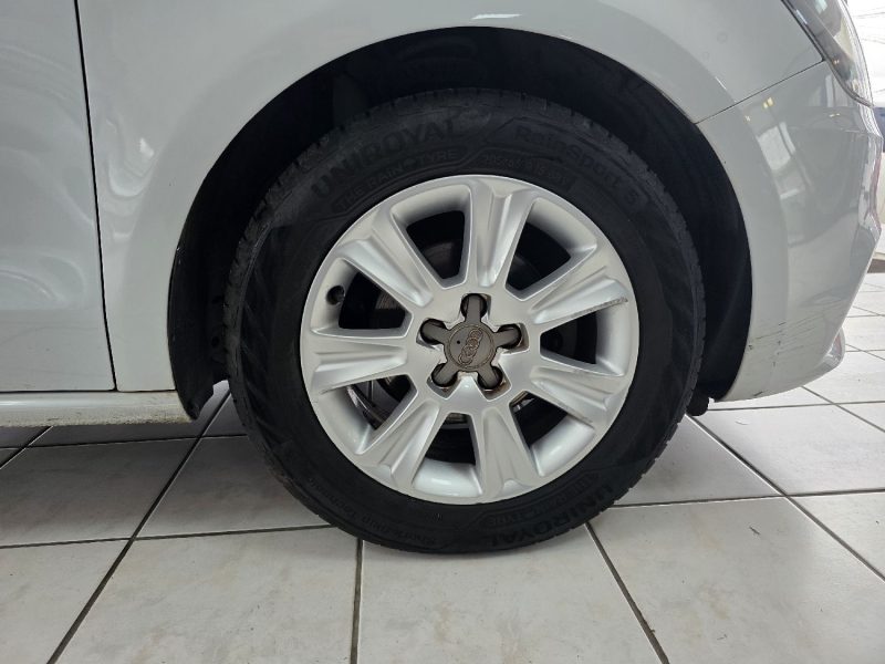 AUDI A1 SB 1.2 TFSI 86 ATTRACTION ANNEE 2012 187000