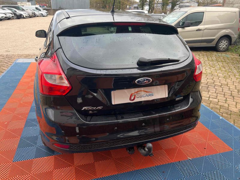 FORD FOCUS 1.0 SCTI 100CH ECOBOOST STOP&START TITANIUM 4P 2013