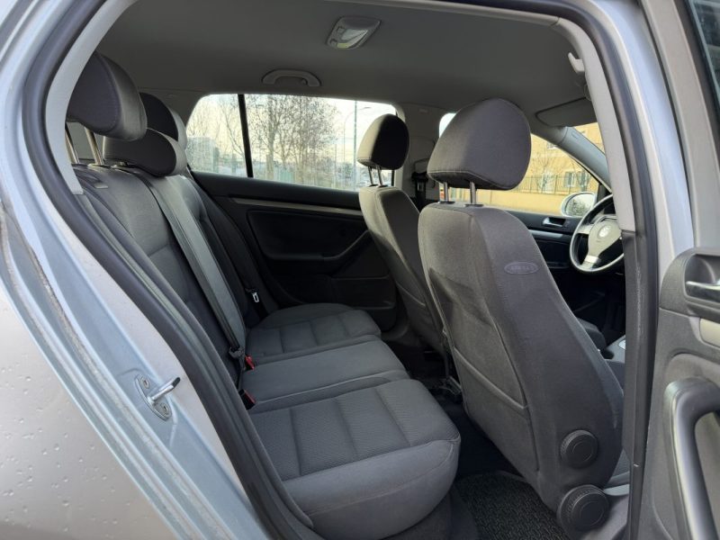VOLKSWAGEN GOLF 5 2L FSI 150CV SPORTLINE / RADAR DE RECUL / CLIM / PAIEMENT 4 OU 10 FOIS POSSIBLE