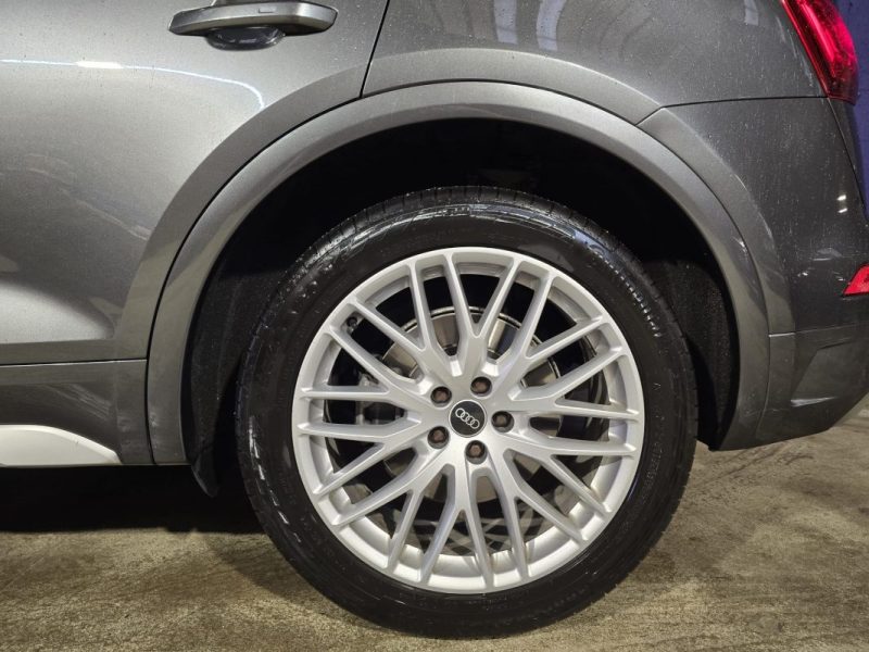 AUDI Q5 40 TDI S-LINE DIESEL HYBRID 204Cv QUATTRO - BVA - SUIVIS AUDI - ENTRETIEN A JOUR