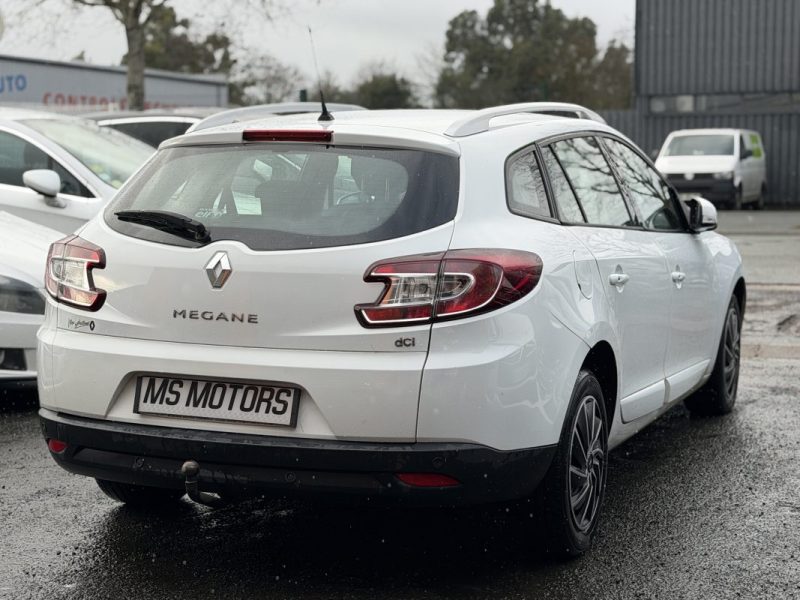 RENAULT MEGANE ESTATE 1.5 DCI 110 cv - GARANTIE 12 mois - Boite Automatique