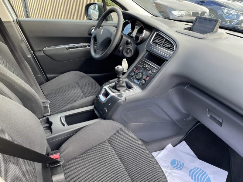 PEUGEOT 5008 1.6 HDI 112 PREMIUM PACK 2012