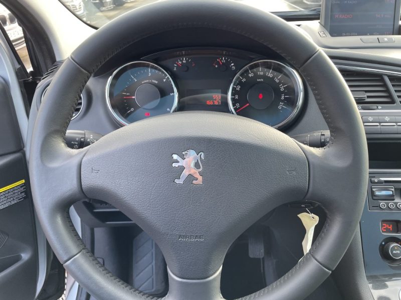 PEUGEOT 5008 1.6 HDI 112 PREMIUM PACK 2012