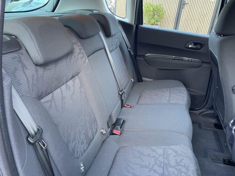 PEUGEOT 3008 1.6 HDI 112CV   GARANTIE 3/12 MOIS 2012