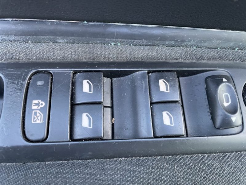 PEUGEOT 3008 1.6 HDI 112CV   GARANTIE 3/12 MOIS 2012