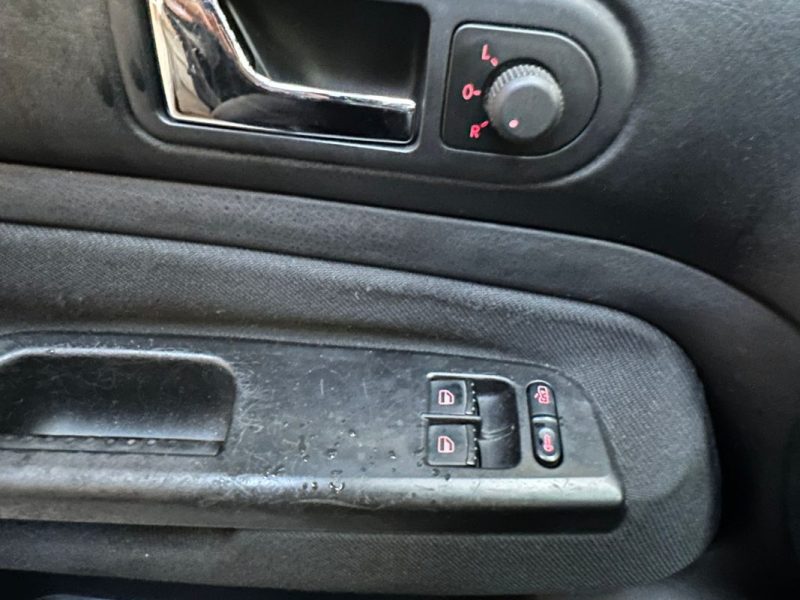 VOLKSWAGEN  GOLF 4  1.9 110 CV  1999