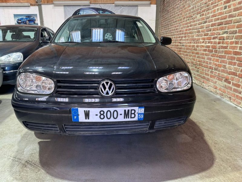 VOLKSWAGEN  GOLF 4  1.9 110 CV  1999