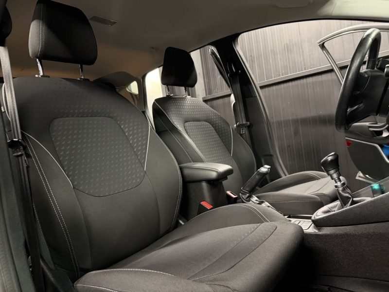 FORD FIESTA 5 PHASE 2 TITANIUM 1.0 ECOBOOST 100 Cv APPLE CARPLAY & ANDROID AUTO - GARANTIE 1 AN