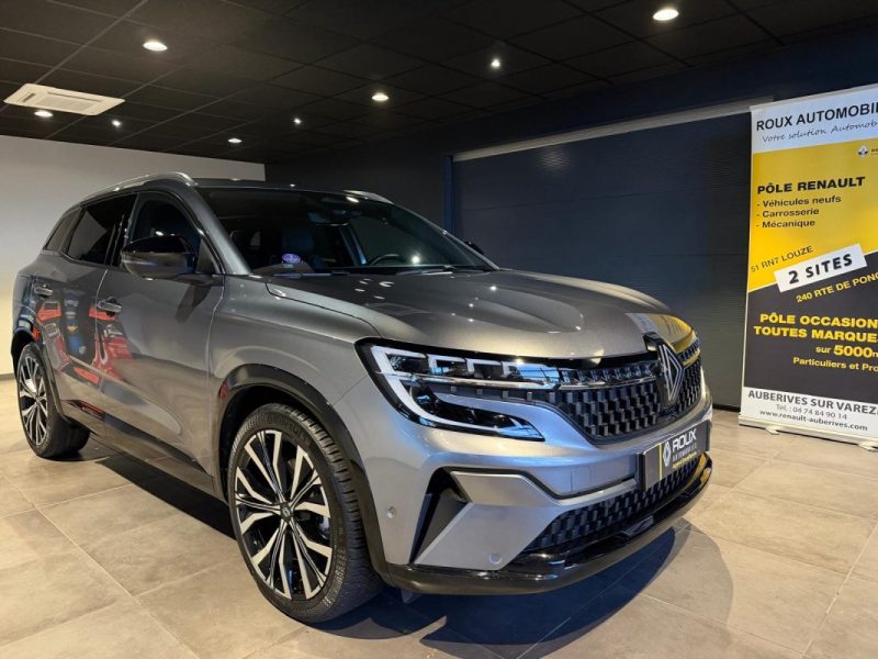 RENAULT AUSTRAL 1.2 E-TECH FULL HYBRID 200 ICONIC / HARMAN KARDON  2024