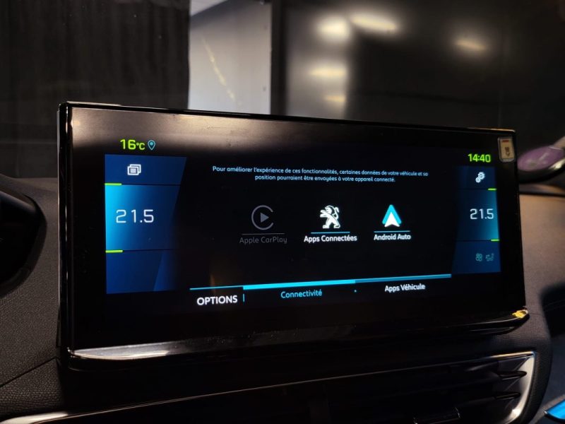 PEUGEOT 3008 HYBRID 225ch GT Line 1er MAIN / TOIT OUVRANT + ANGLE MORTS + SUIVI PEUGEOT /