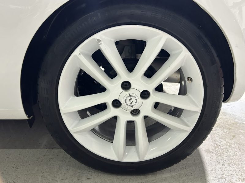 OPEL ADAM 1.4 TWINPORT 87CH WHITE LINK START/STOP 2014