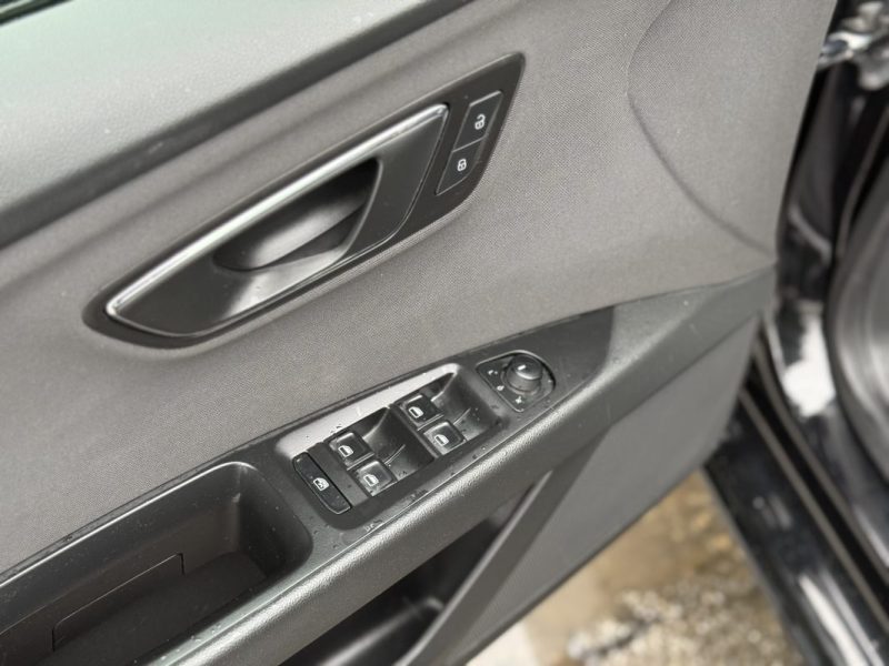 Seat Leon ST 1.6 TDI 105 ch Style Business – Bluetooth – Clim – Révisée & Garantie 6 mois