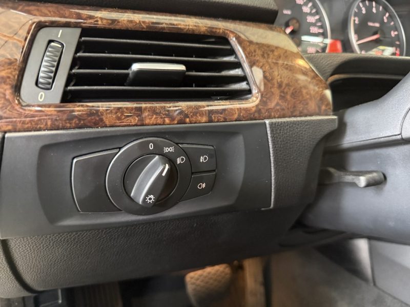 BMW SERIE 3 325 I TOURING E91 X-DRIVE 325XI / BOITE AUTO / 169.000km /  2006