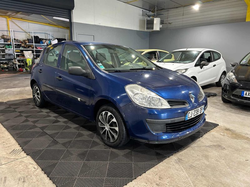RENAULT CLIO III EXPRESSION 1.5DCI 70CH