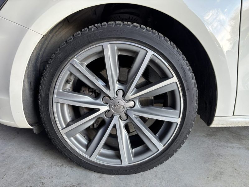 AUDI A1 SPORTBACK 1.4 TFSI 122 CV AMBITION LUXE MECATRONIQUE NEUF / KEYLESS / BOITE AUTOMATIQUE 