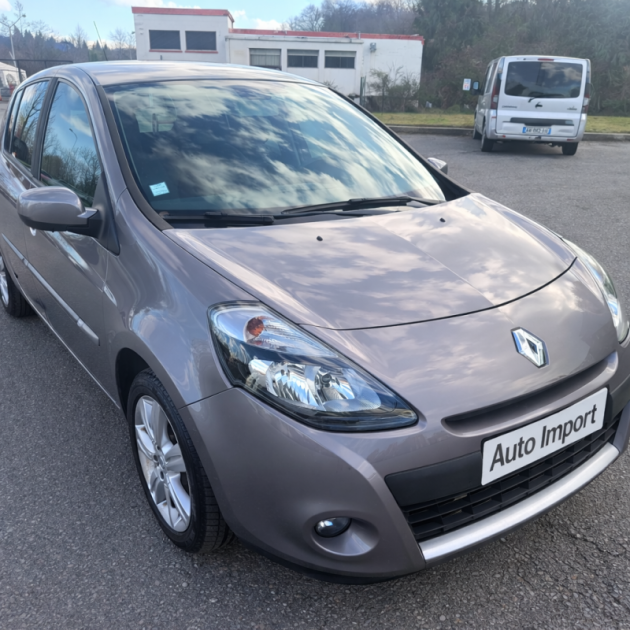 RENAULT CLIO III EXCEPTION TOMTOM 1.5DCI 105 2011