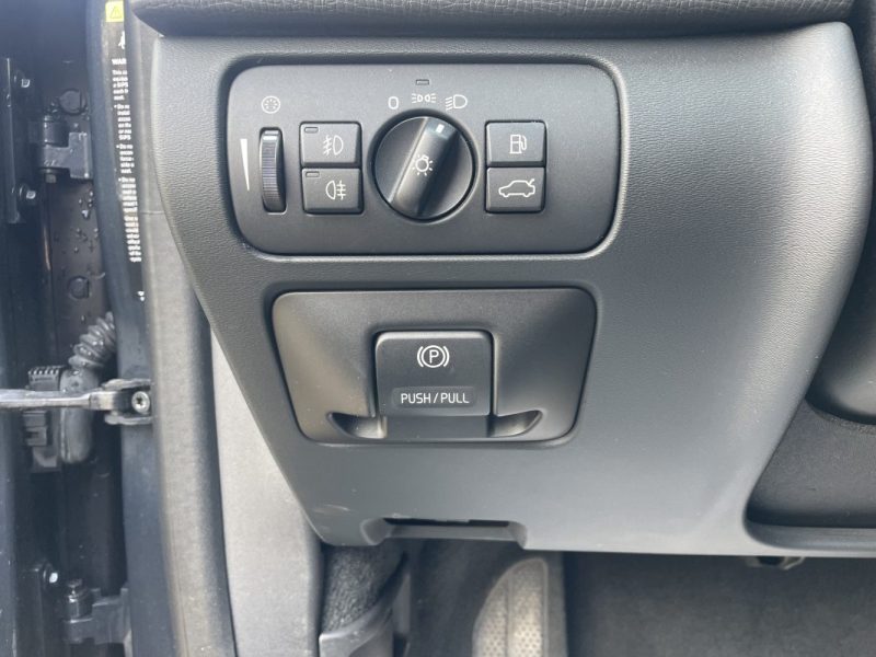 VOLVO XC 60 2.4L D 175 CH BOITE AUTO 
