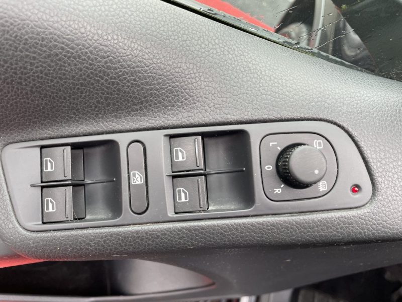 VOLKSWAGEN TIGUAN 2.0 TDI 110CV    GARANTIE  3/12 MOIS 2013