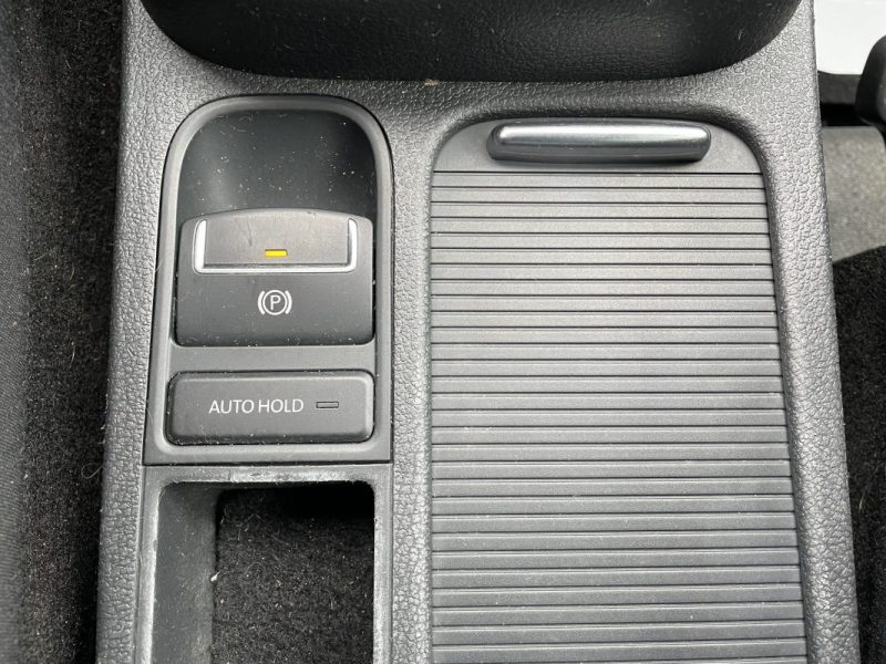 VOLKSWAGEN TIGUAN 2.0 TDI 110CV    GARANTIE  3/12 MOIS 2013