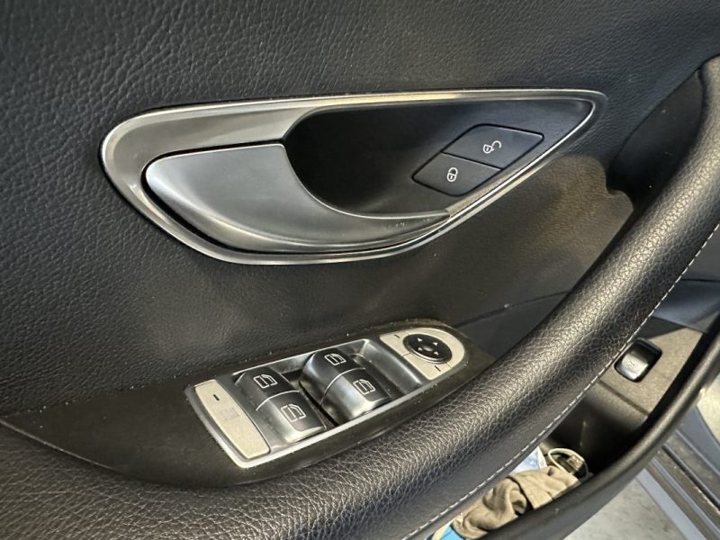 MERCEDES-BENZ CLASSE E  350 D CDI 258 CH  9G-TRONIC V6  bluetec  FASCINATION 2017