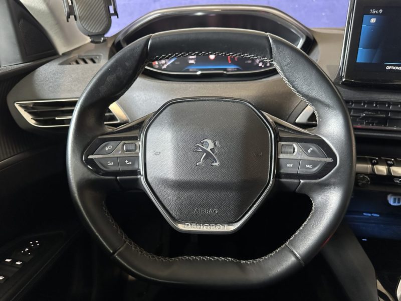 PEUGEOT 5008 1.2 i 130 ch ALLURE  7 places 2021