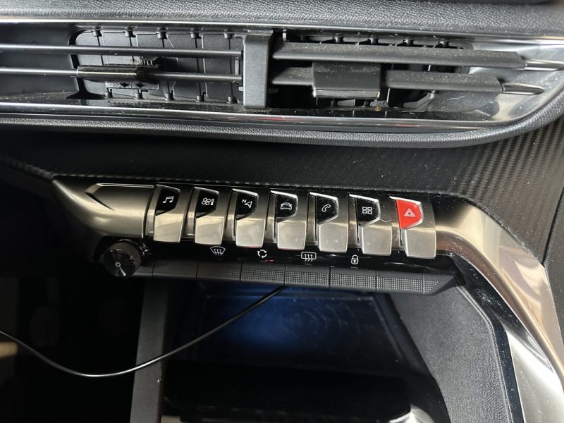 PEUGEOT 5008 1.2 i 130 ch ALLURE  7 places 2021