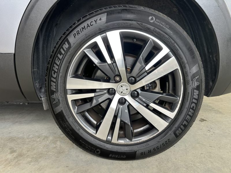 PEUGEOT 5008 1.2 i 130 ch ALLURE  7 places 2021