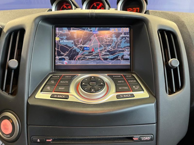 NISSAN 370Z 3.7 V6 331 PACK  *** SILENCIEUX AKRAPOVIC / AUCUN FRAIS À PRÉVOIR ***