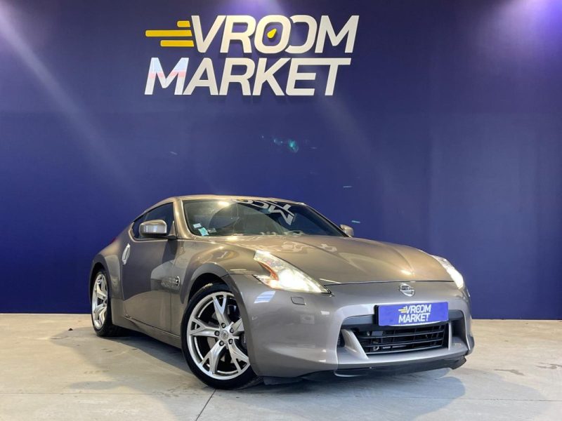 NISSAN 370Z 3.7 V6 331 PACK  *** SILENCIEUX AKRAPOVIC / AUCUN FRAIS À PRÉVOIR ***