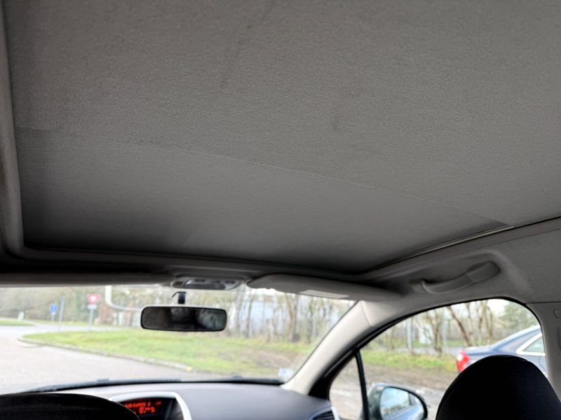 PEUGEOT 207 SW 1.6 HDi 90 PREMIUM PACK – Toit Pano – Clim Auto – Révisée & Garantie 6 mois