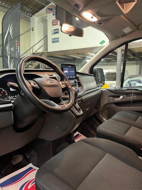 magnifique FORD CUSTOM 2.0 EcoBlue 130ch 9 places (RADAR DE RECUL, APPEL CARPLAY ,BLUETOOTH )