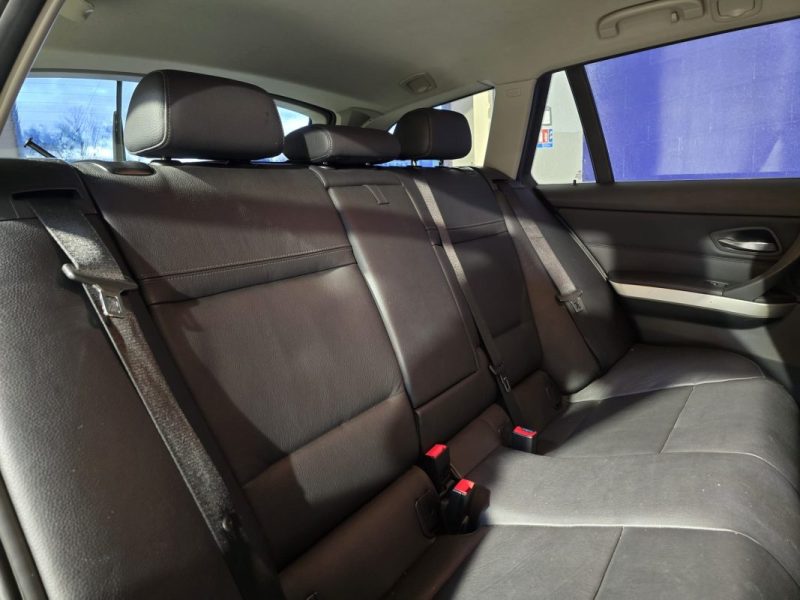 BMW SERIE 3 325I E91 Ph2 3.0 PACK LUXE - BVA - SIEGES EN CUIR CHAUFFANT
